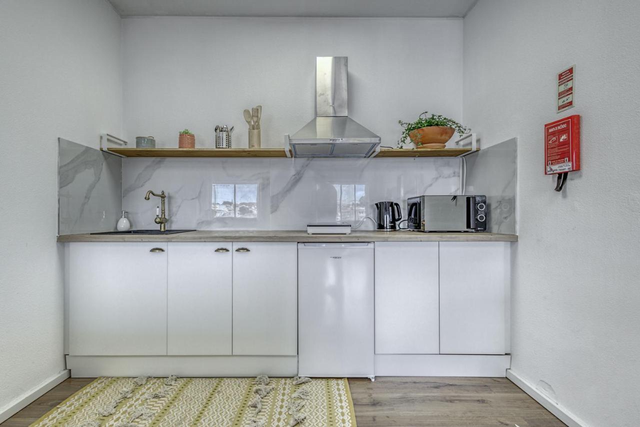 Travel & Live Fernao Magalhaes Apartment Порто Екстериор снимка