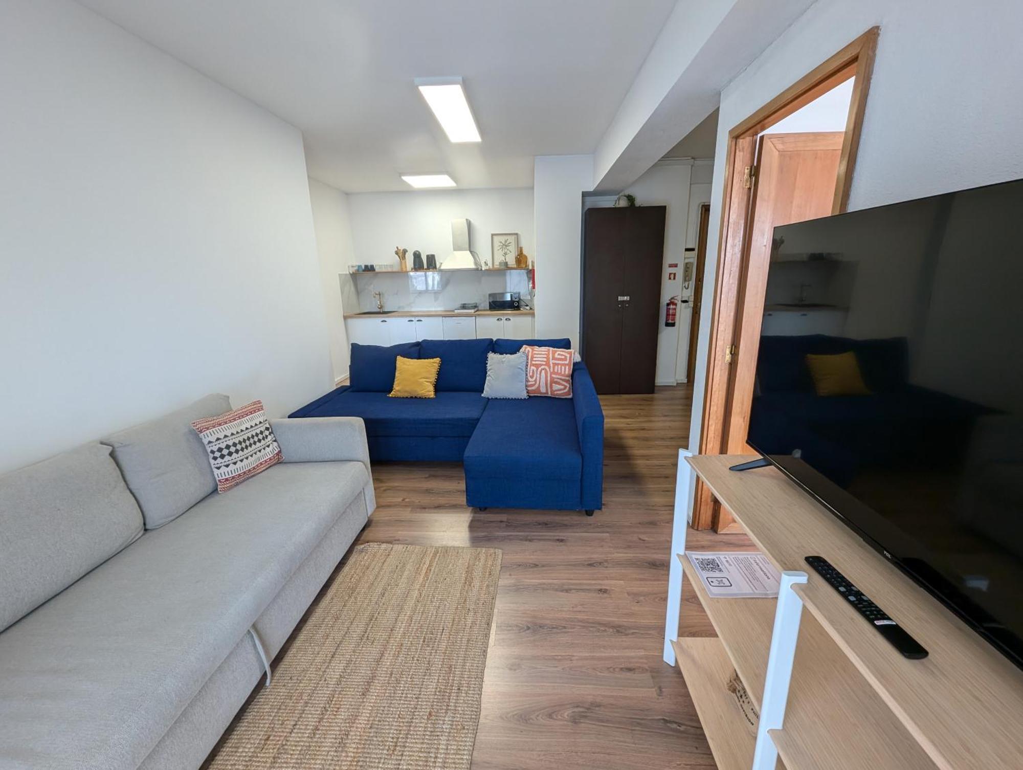 Travel & Live Fernao Magalhaes Apartment Порто Екстериор снимка